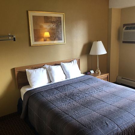 Oyo Hotel Glendive - Yellowstone River Bagian luar foto