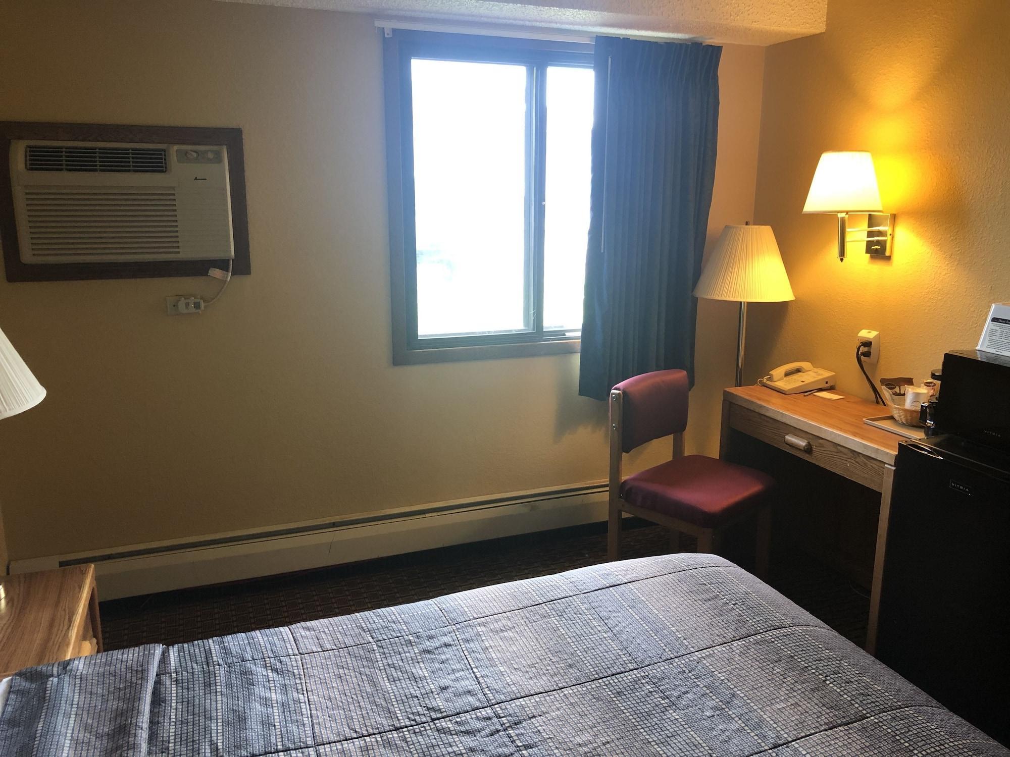 Oyo Hotel Glendive - Yellowstone River Bagian luar foto