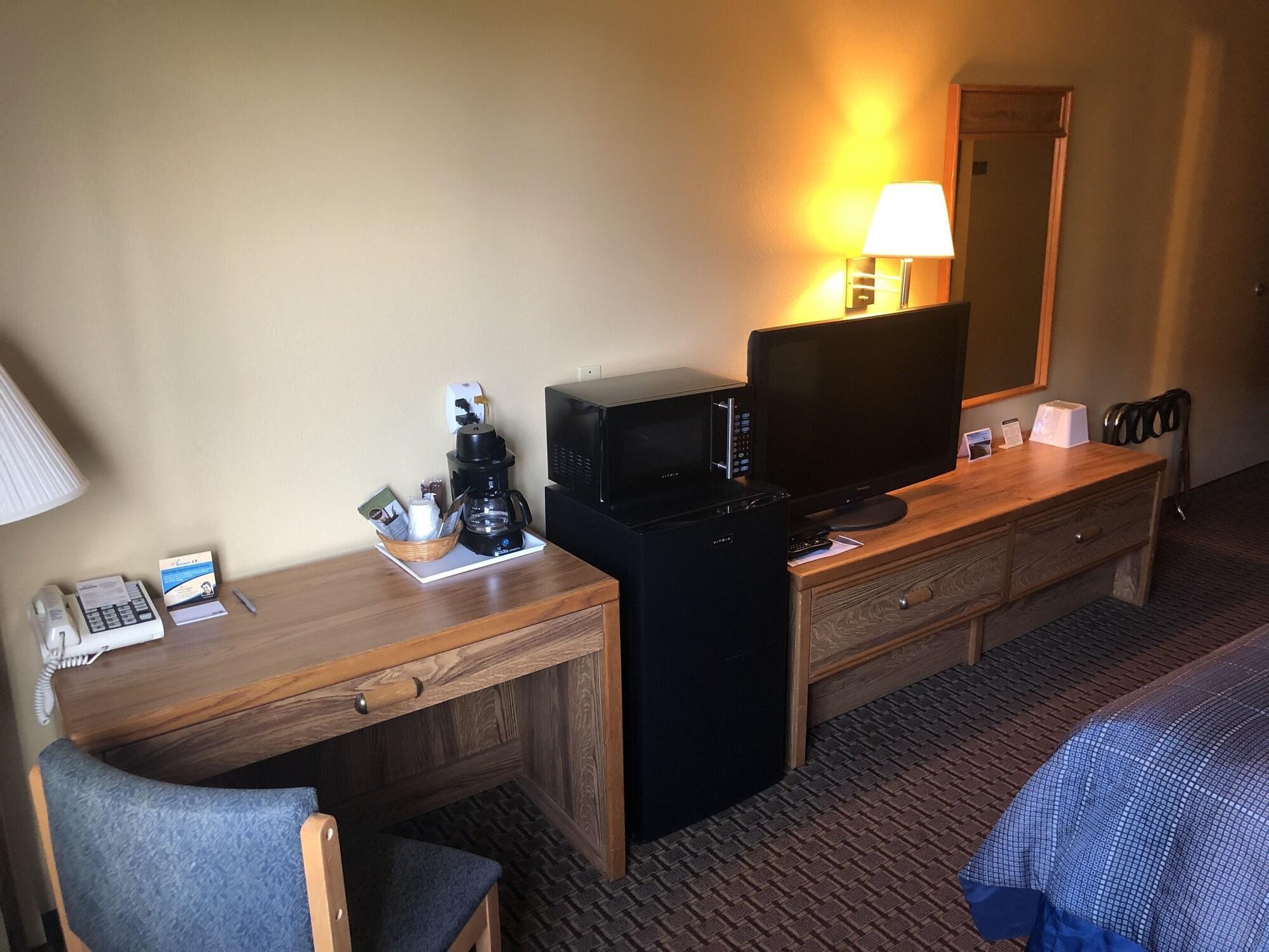 Oyo Hotel Glendive - Yellowstone River Bagian luar foto