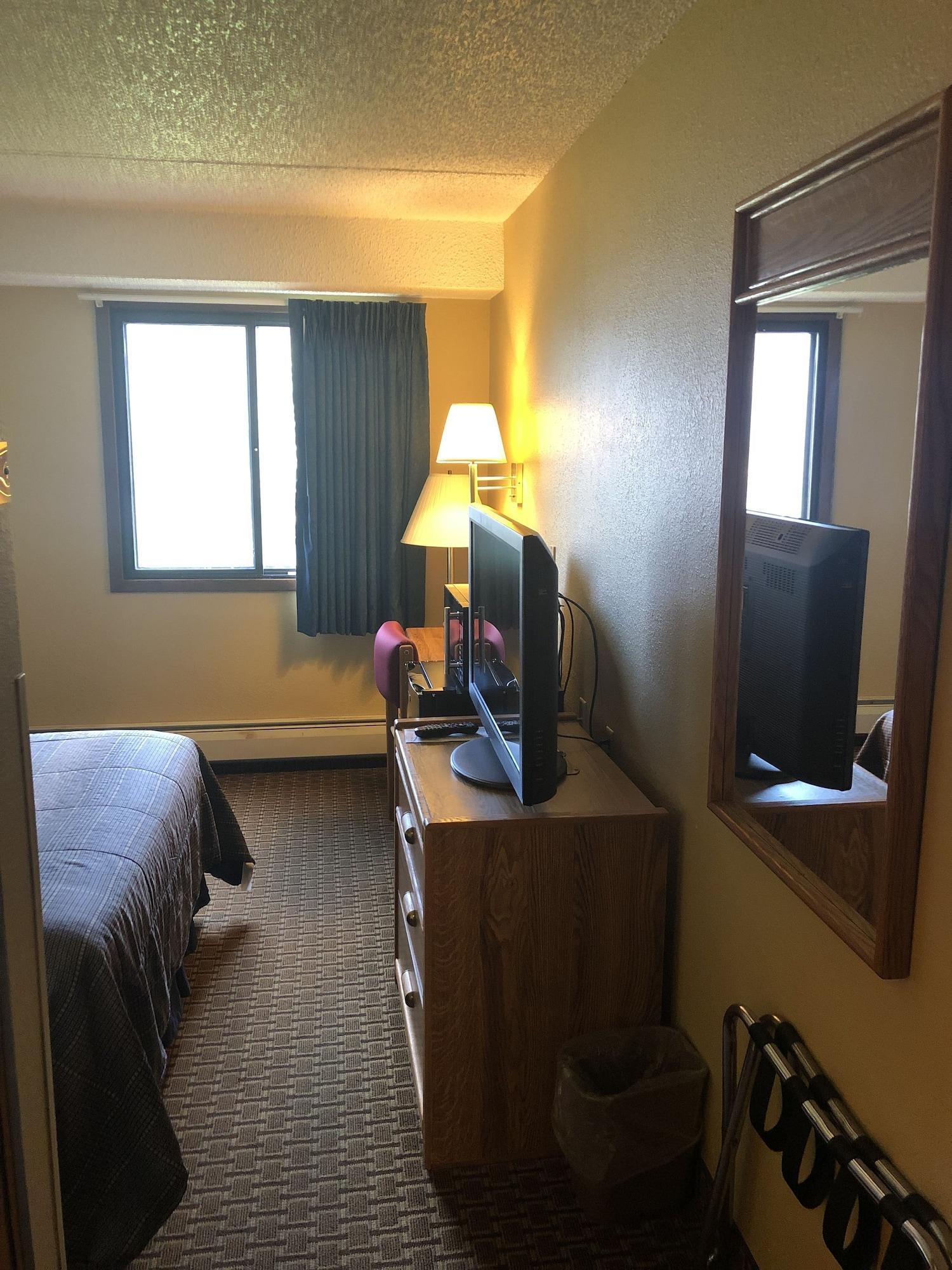 Oyo Hotel Glendive - Yellowstone River Bagian luar foto