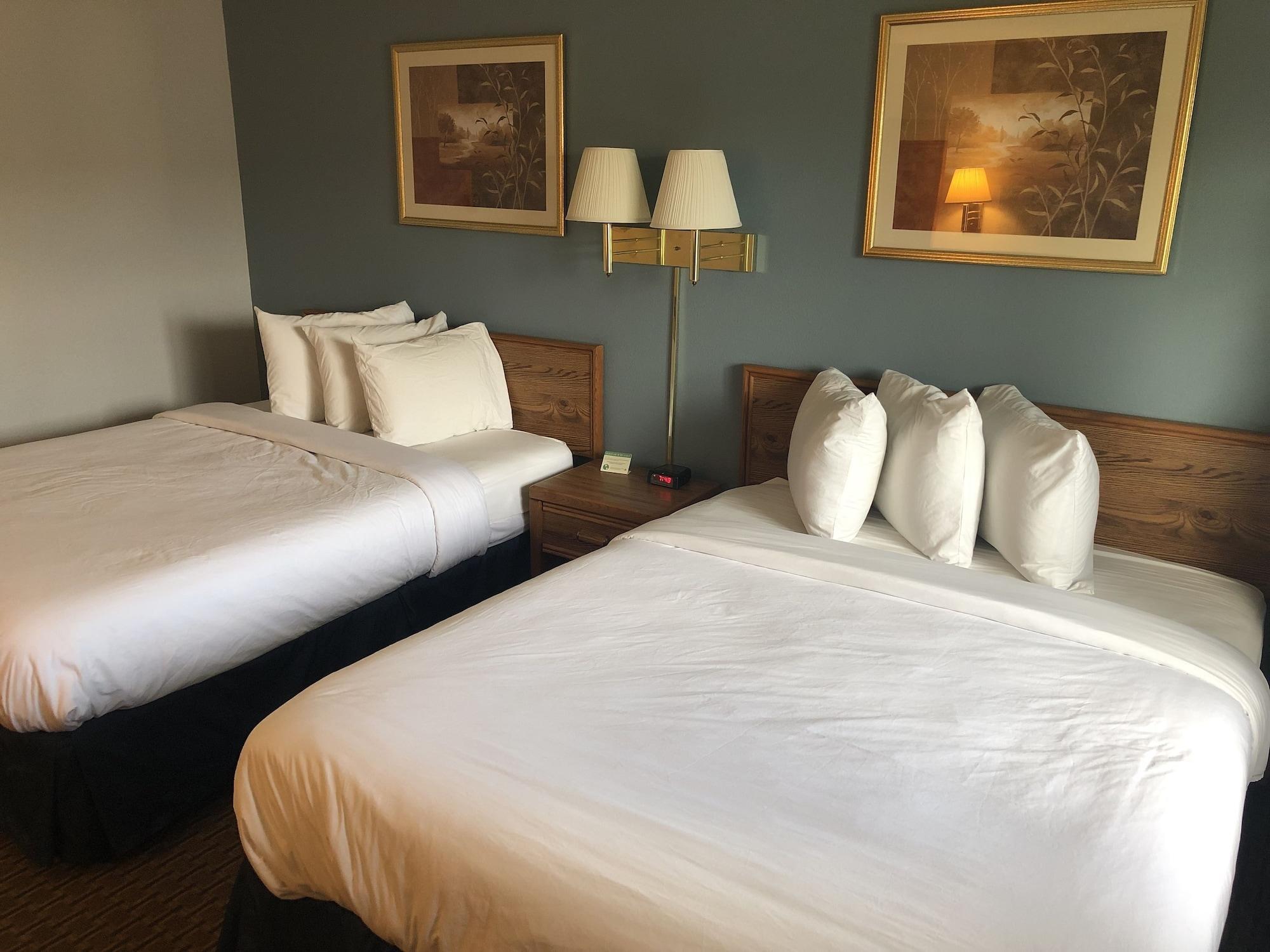 Oyo Hotel Glendive - Yellowstone River Bagian luar foto