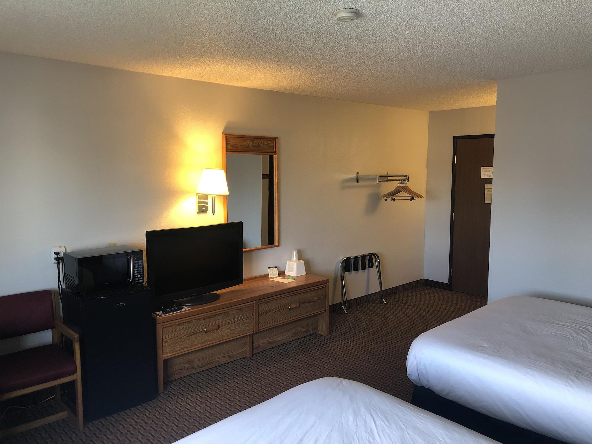 Oyo Hotel Glendive - Yellowstone River Bagian luar foto